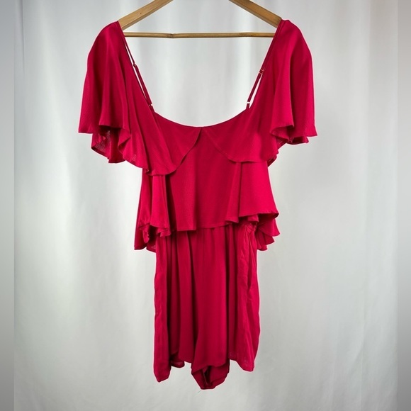 NWT L*Space Seaside Ruffle Romper in Cherry Red Size Medium‎ - Picture 12 of 16